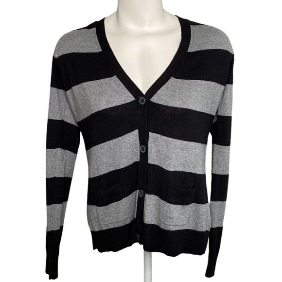 Worthington Black Gray Stripe Light Weight Cardigan Button Down Sz Medium NEW - Picture 1 of 8